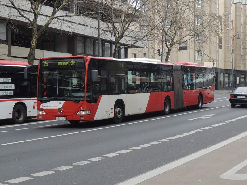 Bus der ASEAG in Aachen Bushof