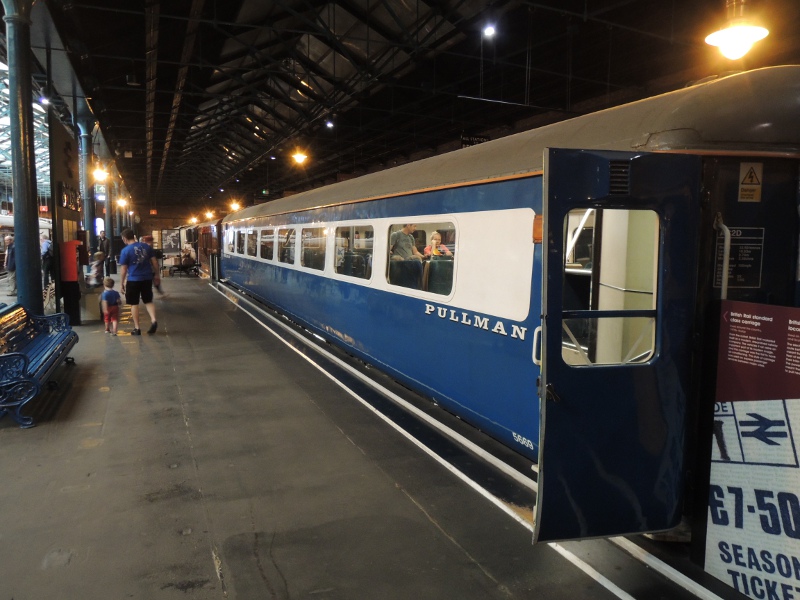 Wagen im National Railway Museum