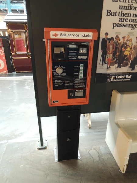 Fahrscheinautomat im National Railway Museum