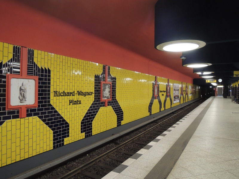 U-Bahnhof Richard-Wagner-Platz