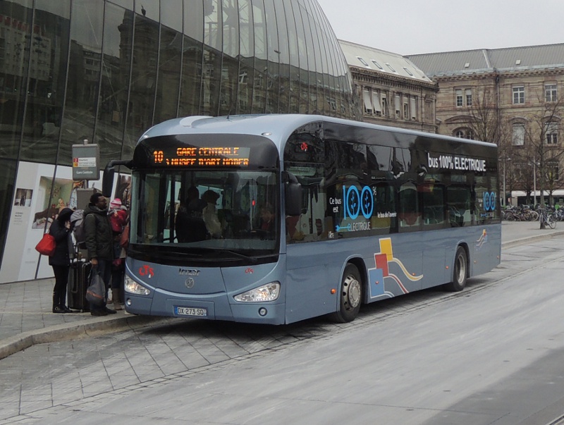 E-Bus von Irizar am Straßburger Hbf