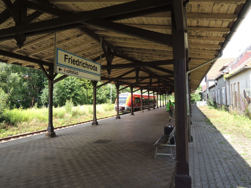 Am Bahnhof Friedrichroda