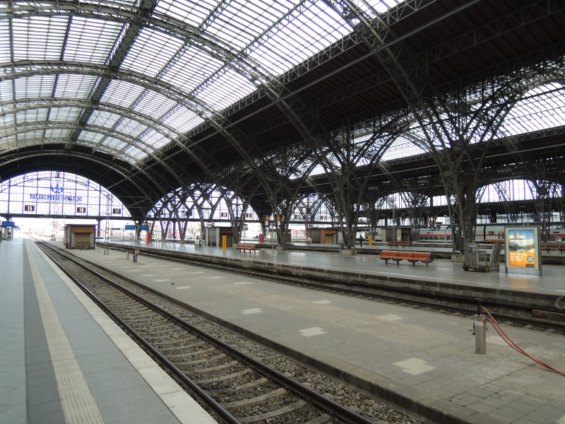 Bahnsteighalle von Leipzig Hbf