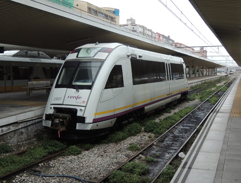 Feve-Triebwagen in Santander