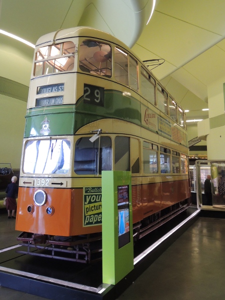 Doppelstock-Straßenbahn der Corporation Tramway