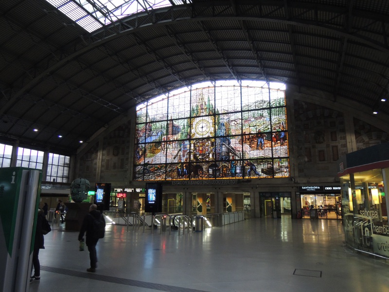 Renfe-Bahnhof Abando in Bilbao