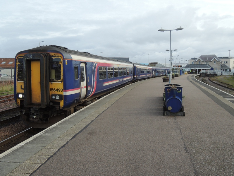 Triebwagen der BR 156 in Mallaig