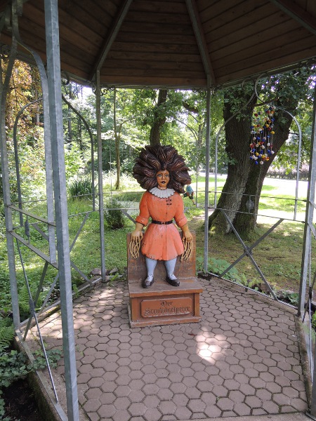 Figur im Struwwelpeter-Park in Tabarz