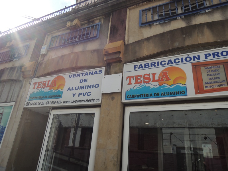 Tesla-Geschäft in Portugalete